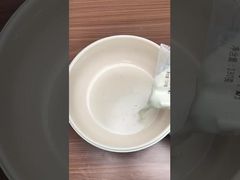 عرض 130 جرام * 24 نودلز سريعة التحضير بنكهة الدجاج الحار لعرض سوق المبيعات المرتفعة